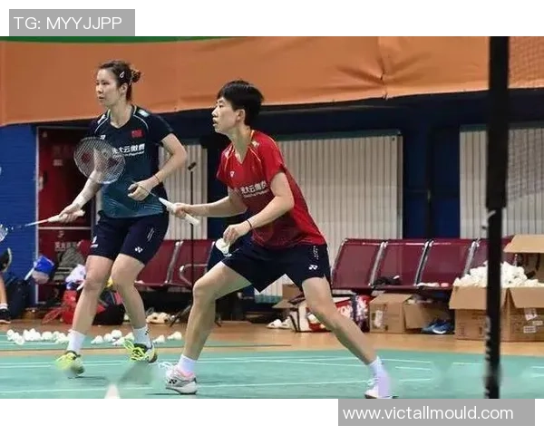 武汉羽毛球队与广州羽毛球队赛后复盘分析团队配合与战术执行的关键因素